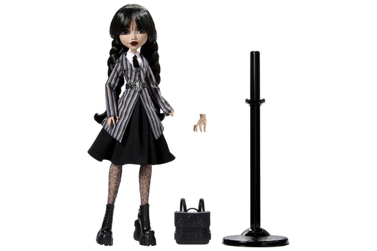 Panenka Wednesday Addams z kolekce Monster High s černým batohem